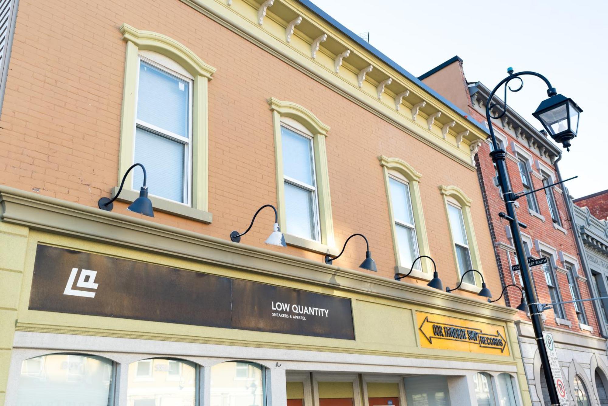Spacious 3 Bedroom Apartment In Heart Of Niagara Thorold Luaran gambar