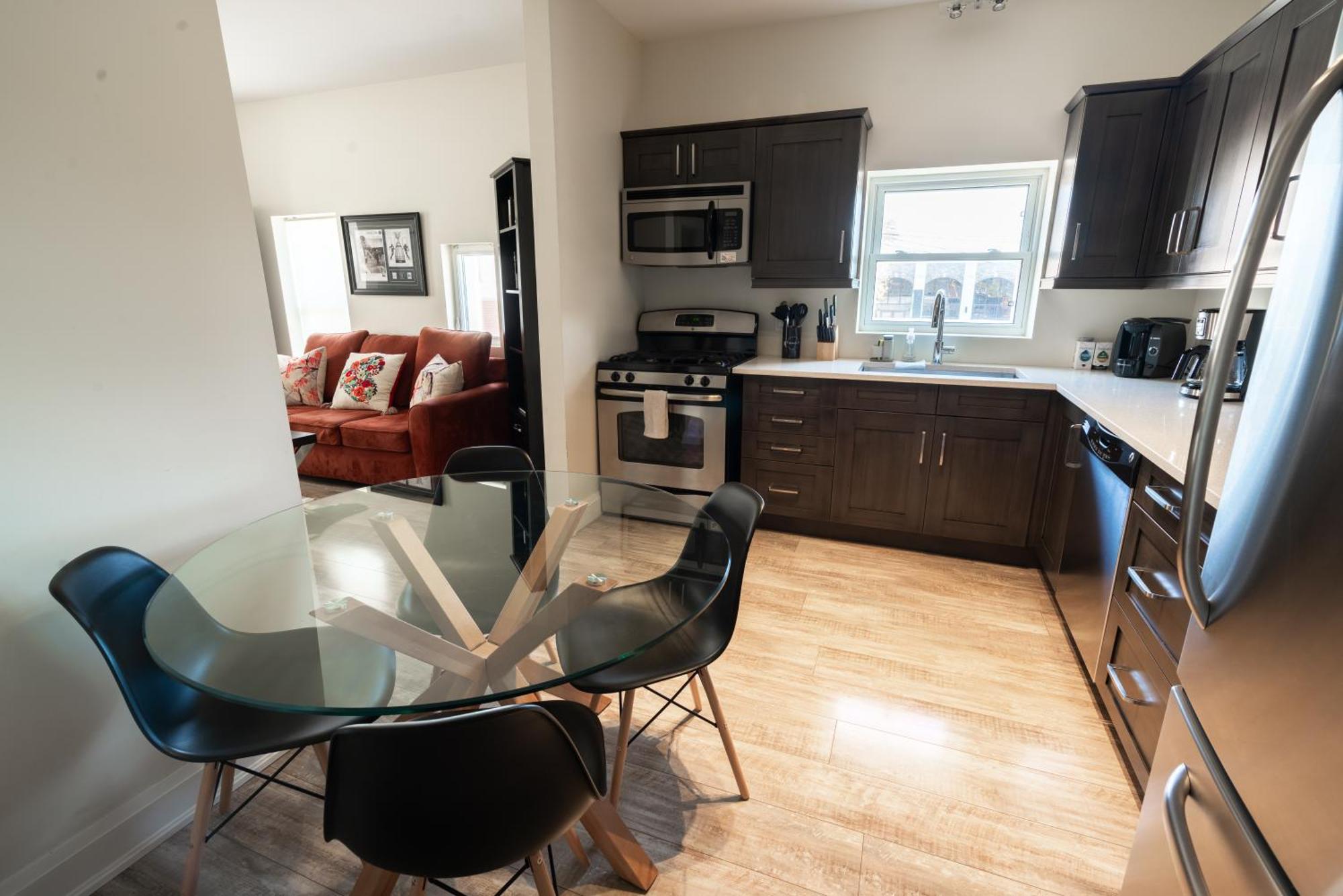 Spacious 3 Bedroom Apartment In Heart Of Niagara Thorold Luaran gambar